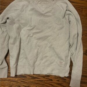 Abercrombie & Fitch Light Gray Crewneck Sweater